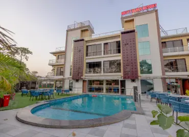 villas in Lonavala